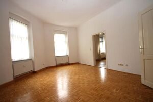 LAGE I LAGE ILAGE 1-2 Zimmer MietwohnungI Leoben Zentrum IMS IMMOBILIEN KG I Leoben