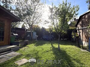 "Kleines Wohlf&uuml;hlhaus ? Wintergarten, Photovoltaik & Garten inklusive"