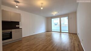 Neubauwohnung mit gro&szlig;er Loggia / Deckenk&uuml;hlung  / 1.OG // Ab JULI!!