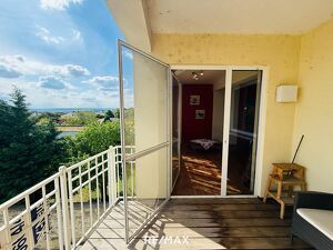Ansprechende  Wohnung mit Loggia und Garagenparkplatz