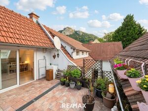 Gro&szlig;es Haus mit vielf&auml;lltigen Nutzungsm&ouml;glichkeiten in Glei&szlig;enfeld - Ideal f&uuml;r Gro&szlig;familien oder Investoren!