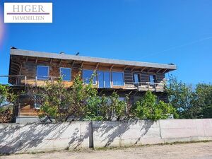 Mehrparteienhaus in sonniger Lage!