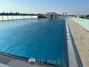 "Exklusive Wohnung mit 40 m&sup2; Terrasse, Pool, Sauna!"