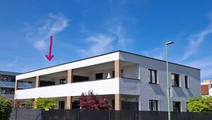 2-Zimmer-Wohnung mit gro&szlig;z&uuml;giger Loggia und Tiefgaragenparkplatz