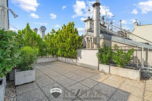 "Rooftop Terrace on Krugerstra&szlig;e!"
