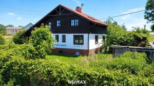 Einfamilienhaus mit gro&szlig;em Grundst&uuml;ck in Wallern an der Trattnach