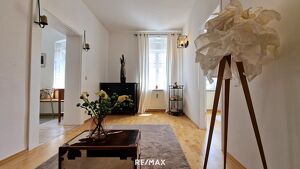 Lichtdurchflutete 2,5-Zimmer-Wohnung mit urbanem Flair - sofort bezugsfertig