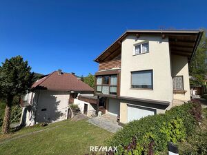 Liegenschaft mit 2 H&auml;usern auf &uuml;ber 2.000 m&sup2; Grund in St. Radegund bei Graz - Sanierungsbedarf