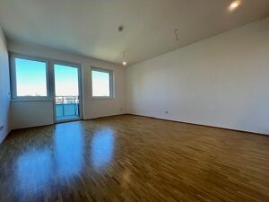 Helle 2-Zimmer-Wohnung mit hofseitigem Balkon - verf&uuml;gbar ab Oktober 2026