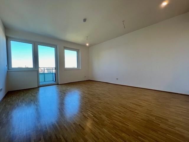 Helle 2-Zimmer-Wohnung mit hofseitigem Balkon - verf&uuml;gbar ab Oktober 2026