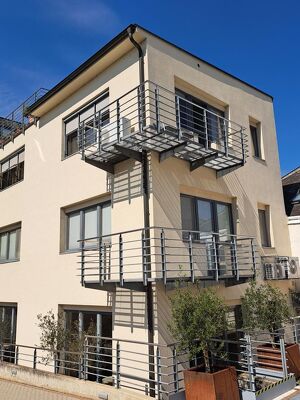 B&uuml;rofl&auml;che am Hauptplatz in Neusiedl am See ? barrierefrei, klimatisiert und sofort verf&uuml;gbar