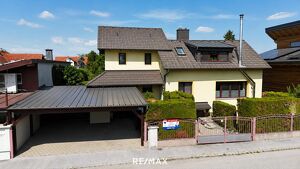 Stilvolles Haus mit G&auml;stewohnung und gro&szlig;em Grundst&uuml;ck in Gehweite zum Neufelder See