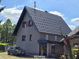 Entz&uuml;ckendes Haus mit traumhaft sch&ouml;nen gro&szlig;em Garten und gro&szlig;z&uuml;giger Garage in Bad Gleichenberg.