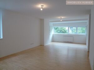 HOFSEITIG UND RUHIG mit genialem Grundriss! AB OKTOBER!
