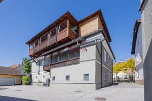 Vom Gastgarten bis zur Designerwohnung - au&szlig;ergew&ouml;hnliches Gesch&auml;ftshaus mit Penthouse-Flair
