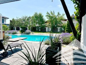 Wohntraum in Linz-Pichling: Riesiges Familiendomizil mit Pool, Doppelgarage und Carport