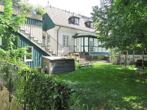 GR&Uuml;NRUHELAGE-VILLA MIT TERRASSEN UND GARTEN?GESUNDES WOHNEN WIE IM URLAUB!