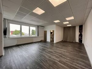 klimatisierte B&uuml;rofl&auml;che am Harterplateau mit ca. 77,08 m&sup2; zu vermieten