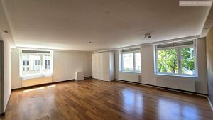 Bezugsfertige B&uuml;rofl&auml;che mit Concierge-Service + sehr repr&auml;sentative Lage + Balkon (Nettomiete)
