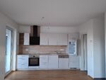 Helle 2-Zimmer-Wohnung mit K&uuml;che, gro&szlig;z&uuml;giger Loggia und Tiefgaragenparkplatz