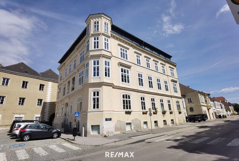 Altbauflair trifft Toplage ? Charmante Eigentumswohnung im Herzen von Krems-Stein
