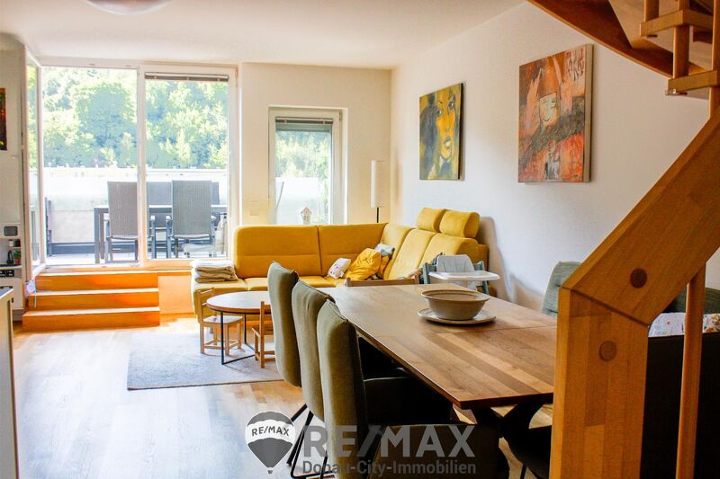 "Familienwohnung mit Ausblick!"