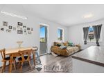 Stilvoll wohnen mit Balkon und moderner Wohnk&uuml;che in Bernorf
