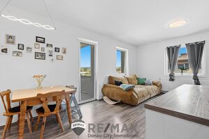 Stilvoll wohnen mit Balkon und moderner Wohnk&uuml;che in Bernorf