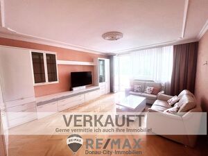 "VERKAUFT - 3 Zimmer mit gro&szlig;z&uuml;giger Loggia"