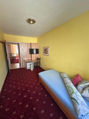 Familienlogis im Supergr&auml;tzl. 4 Zimmer zentral begehbar.