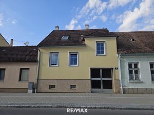 Gepflegtes Haus nahe Bahnhof