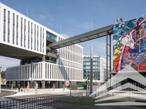 DAS HAFENPORTAL - 220 M&sup2; Gastronomiefl&auml;che zu mieten!