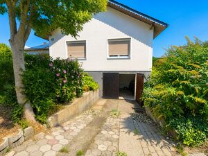 Nettes Einfamilienhaus mit gro&szlig;em Garten in Siedlungslage