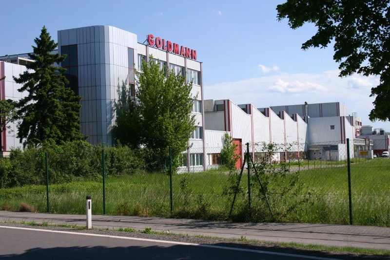 Hallen- und Büroflächen in Top-Lage