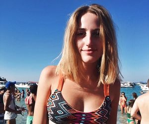 Junge Frau sucht reife Männer