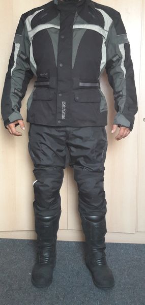 Motorradbekleidung von Vanucci