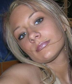 lustvolle Blondine sucht leidenschaftlichen Partner