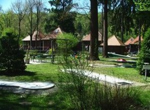 Minigolf beim Städtischen Bad in Leibnitz