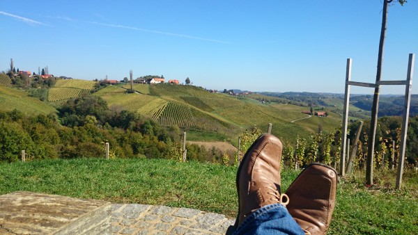 Grenztisch in Glanz an der Weinstrae