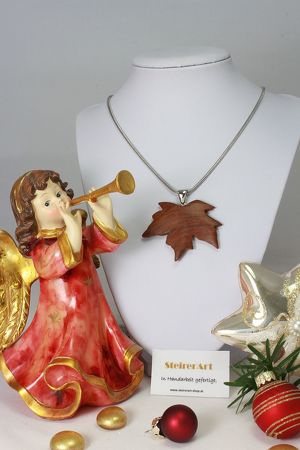 Schmuck und Handwerk