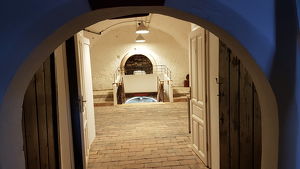 Advent im Zechkeller - Ausstellung mit Wein und kulinarische Versorgung