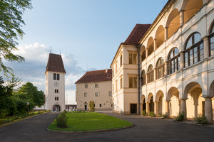 Steirischer Schlossbrunch mit Live-Musik im Schloss Seggau