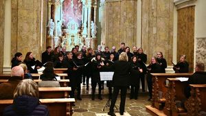 Kammerchor Innsbruck ...und erhebt die Niedrigen (Arvo Pärt)