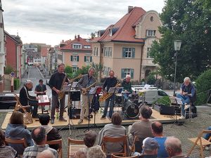Oberstädter Stubenmusig, Jazz vor der Herz-Jesu-Kirche